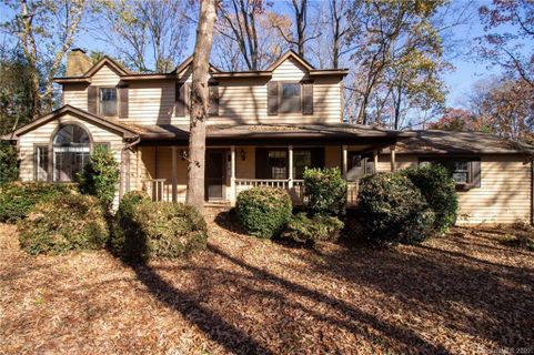 151 Broadbill Drive