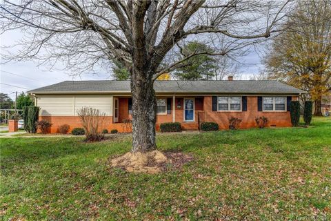 667 Turnersburg Highway