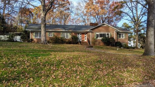 699 Sedgewood Drive