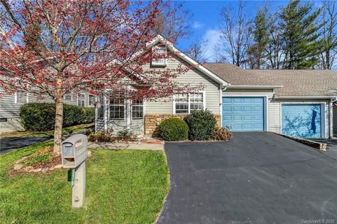 376 Laurel Park Place