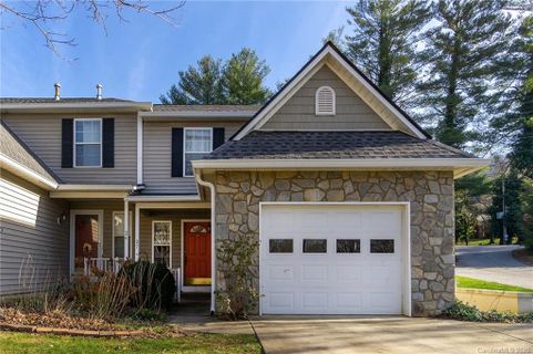 27 Willowick Drive