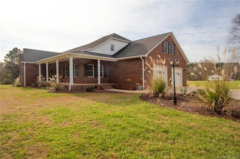 Previously sold for $330,000
