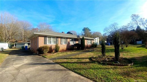 1200 Flintshire Drive sold home in Crestview, Albemarle, NC