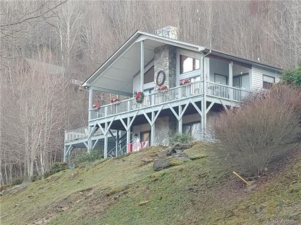 338 Lewis Lane sold home in Maggie Valley Estates, Maggie Valley, NC