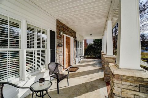 2148 Fox Creek Lane