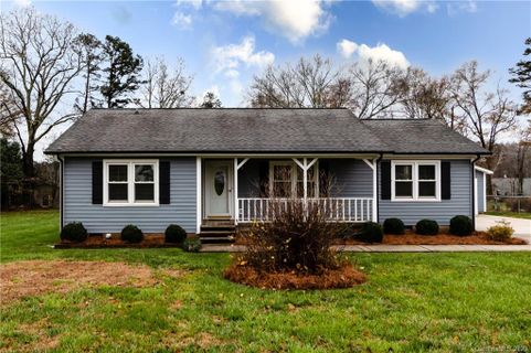 3433 Wonderland Drive