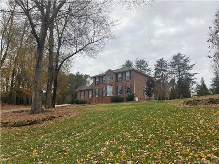 500 Yorkfield Drive