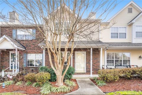 12716 Tucker Crossing Lane sold home in Roxborough, Charlotte, NC