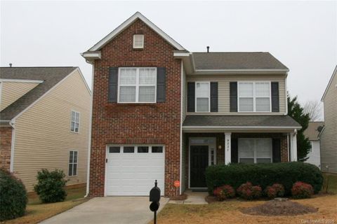 9227 Cranfield Lane 290 sold home in Daventry At Southampton Commons, Charlotte, NC