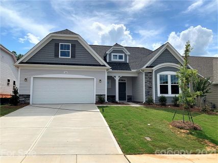 208 Heatherland Drive 4