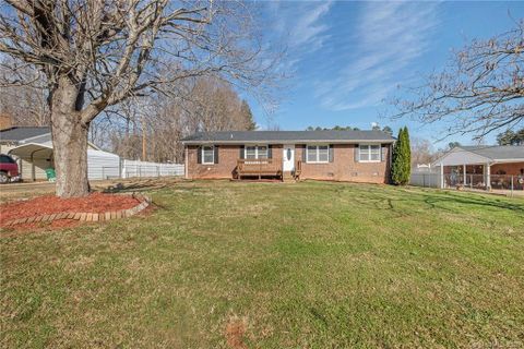 624 Ralphs Boulevard