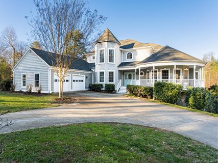 300 Benjamins Way sold home in Sherman Estates, Hendersonville, NC