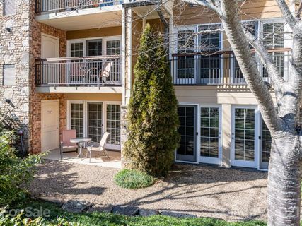 211 Bowling Park Road