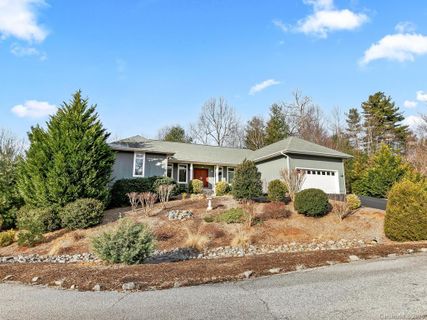 78 Dallas Drive sold home in Mountain Valley, Hendersonville, NC