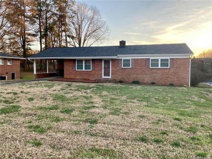206 Kenwood Drive sold home in Kenwood Heights, Shelby, NC