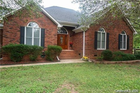 9819 Chestnut Road sold home in Marvin Estates, Marvin, NC