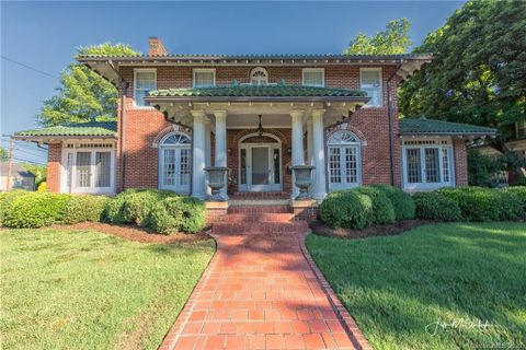 528 S Fulton Street sold home in Historic District, Salisbury, NC