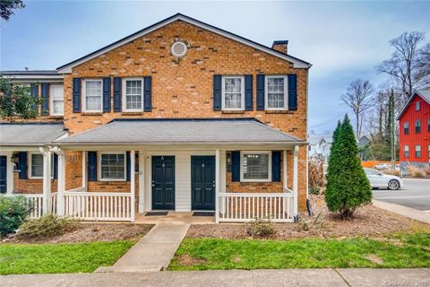1210 Green Oaks Lane