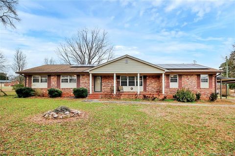 1493 Hathaway Drive