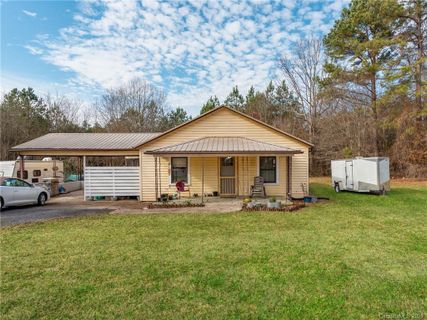 1101 Belwood Lawndale Road