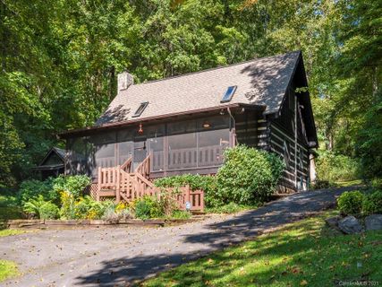 116 Horseshoe Trace sold home in Mountain Valley Estates, Waynesville, NC