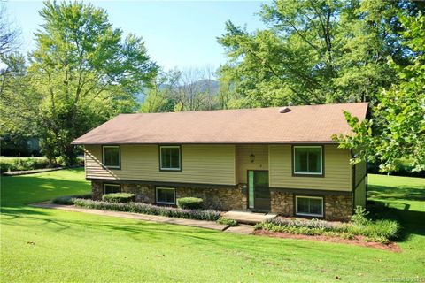 2 Woodbury Road