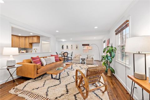 3343 Eastwood Drive