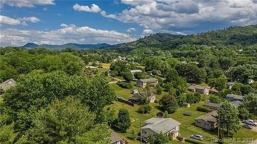 399 James Street sold home in Green Acres, Clyde, NC