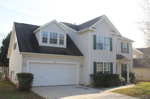5807 Falls Ridge Lane