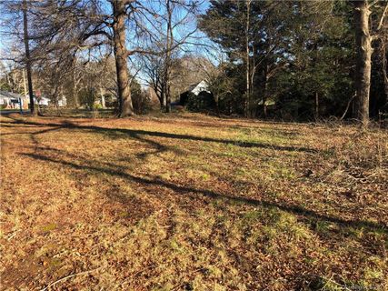 121 31st Avenue sold home in Fairview Park, Hickory, NC