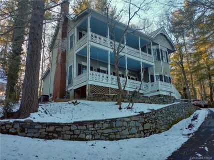1053 Old Town Way