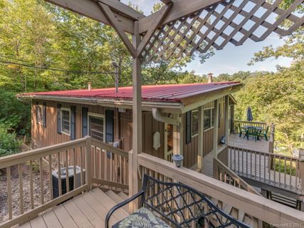 112 Angel Of The Lake Street sold home in Lake View Estates, Lake Lure, NC