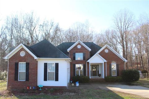 2421 River Chase Drive