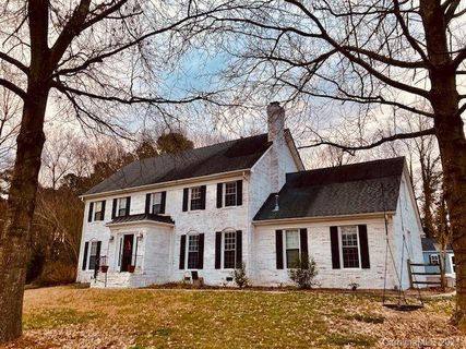 2117 Greenbrook Parkway sold home in Providence Woods South, Matthews, NC