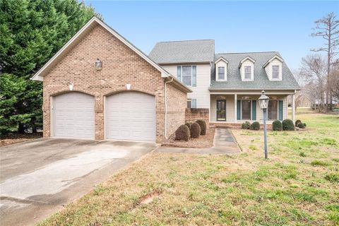 208 Chateau Drive sold home in South Fork, Gastonia, NC