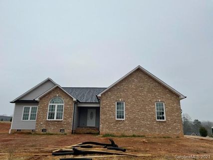 207 S 5th Avenue sold home in Temple Heights, Maiden, NC