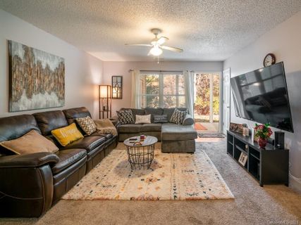 12 Krista Circle D