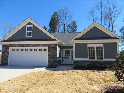 3006 Kern Drive sold home in SaddleBrook, Salisbury, NC