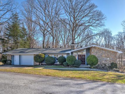 213 Sheneman Drive
