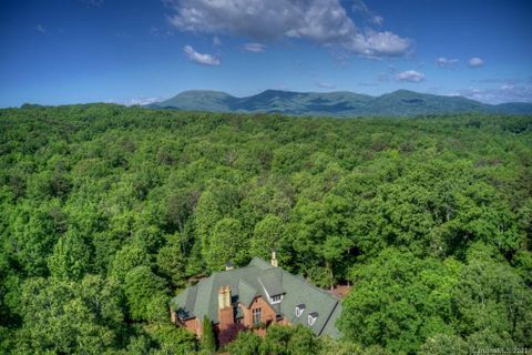 19 Coachman Lane sold home in Hunting Wood, Tryon, NC