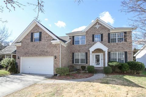 15018 Bridle Trace Lane
