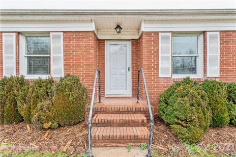 4533 Gaynelle Drive
