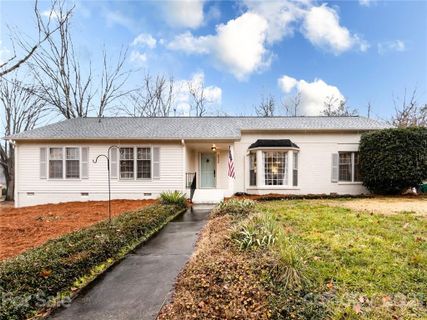 8336 Cliffside Drive