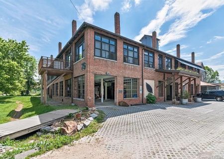 75 Thompson Street G sold home in Mica Village, Asheville, NC
