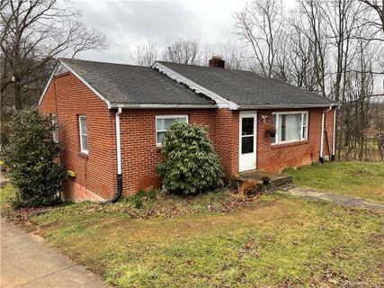 143 Mingus Street sold home in Ellen Green, Canton, NC