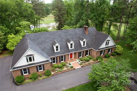 3222 Deauville Place 302