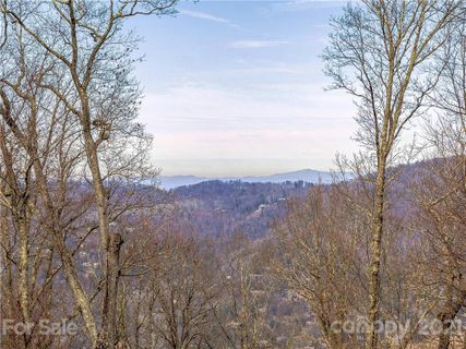 28 Mt Meadows Boulevard 32