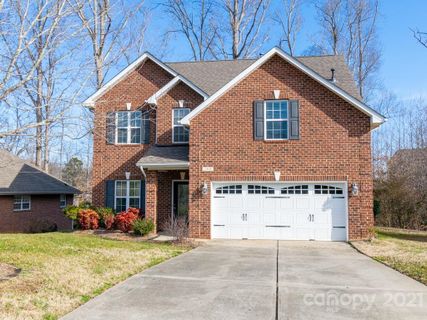 2408 Kinmere Drive