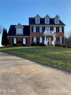 2 Franklin Lane sold home in Wittenburg Landing, Taylorsville, NC