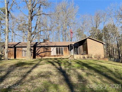 7115 Empire Drive sold home in Mountainbrook, Mount Pleasant, NC